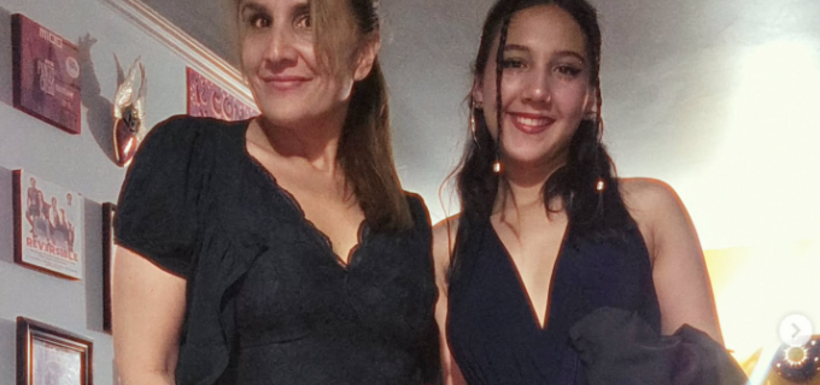 Claudia Pérez, Elisa Muñoz, hija