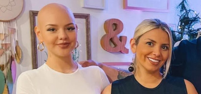 Nicole Pérez, Isidora Carvallo