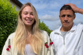 Alexis Sánchez, Alexandra Litvinova